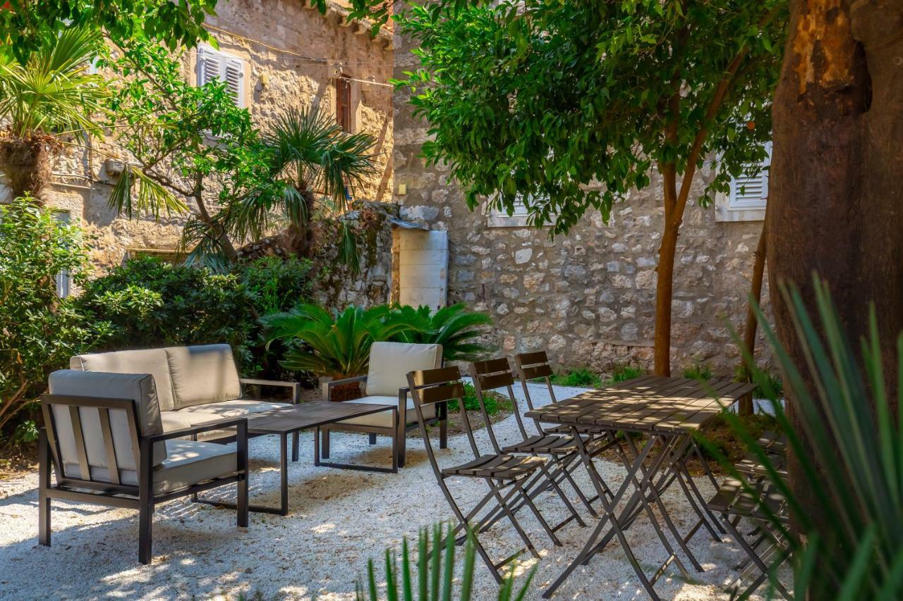 Old Town House With Floor Heating & Lush Private Garden Villa Dubrovnik Kültér fotó